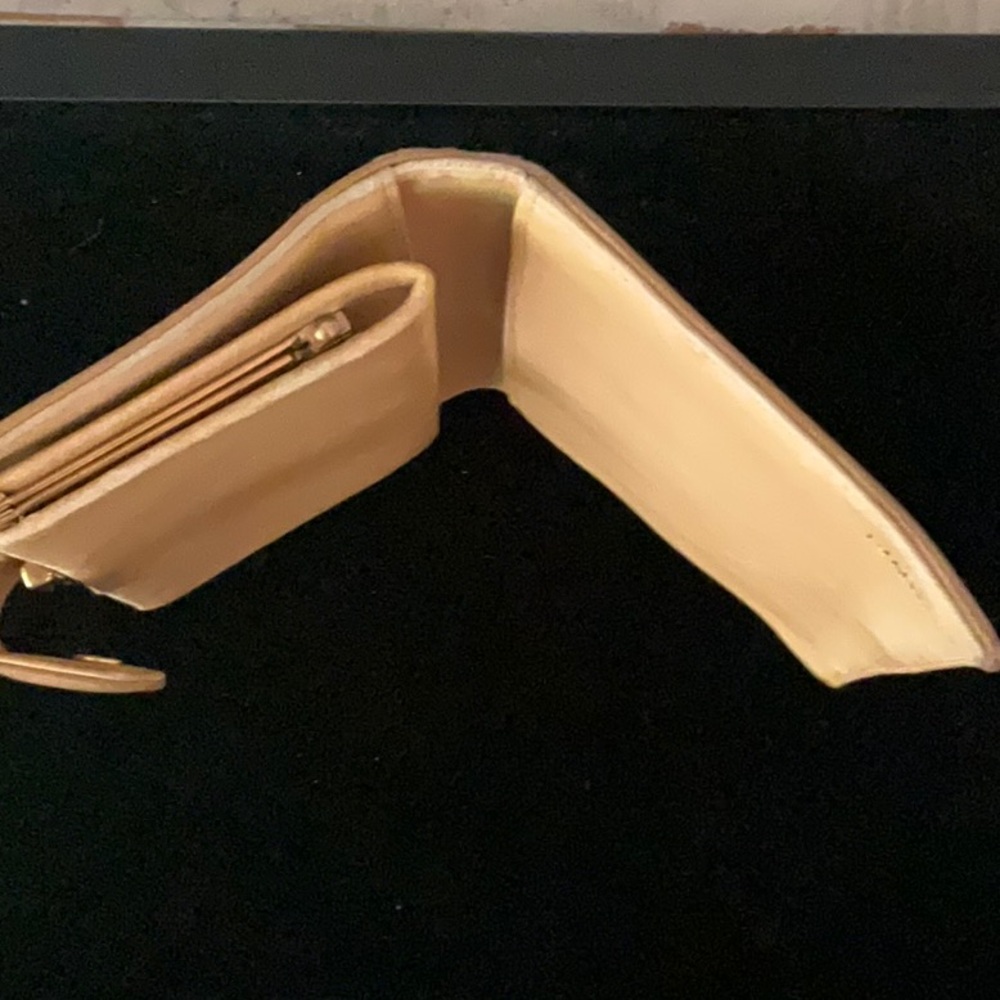Chanel Beige Leather Wallet - Picture 12 of 16